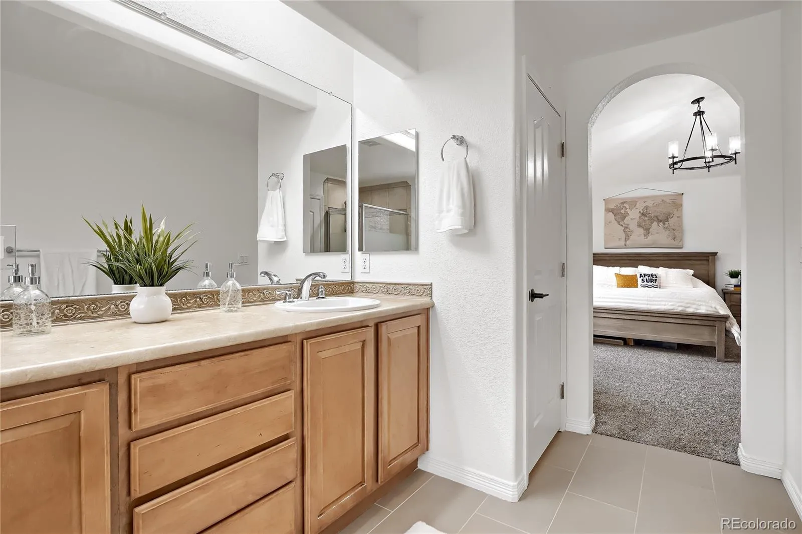 6441 S Millbrook Way Aurora CO 80016 MLS #REC9717678 05022026054535 1600 17