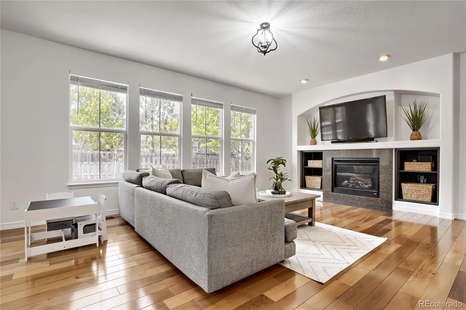 6441 S Millbrook Way Aurora CO 80016 MLS #REC9717678 05022026054535 1600 4