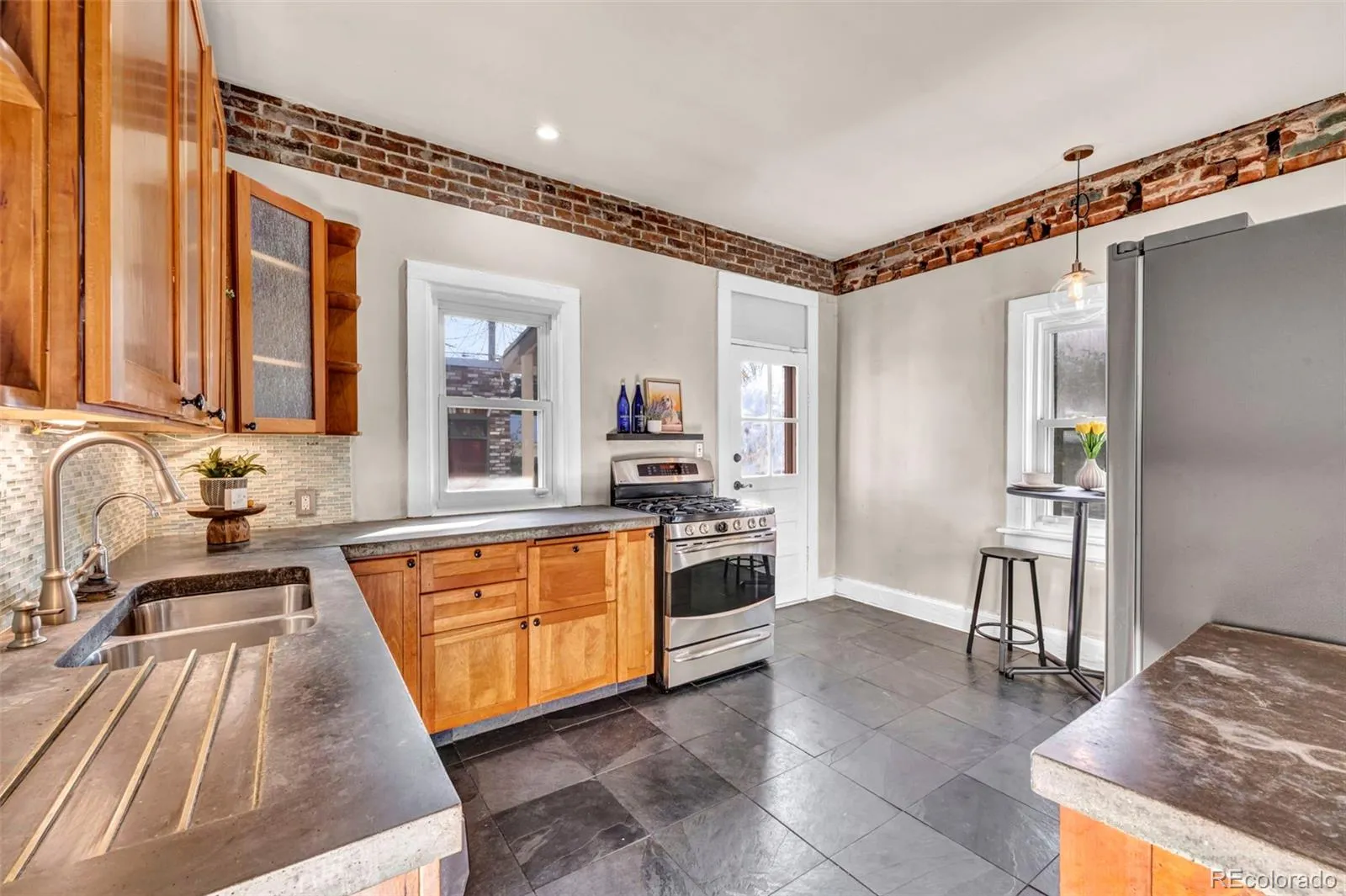 04062026161947 1600 16