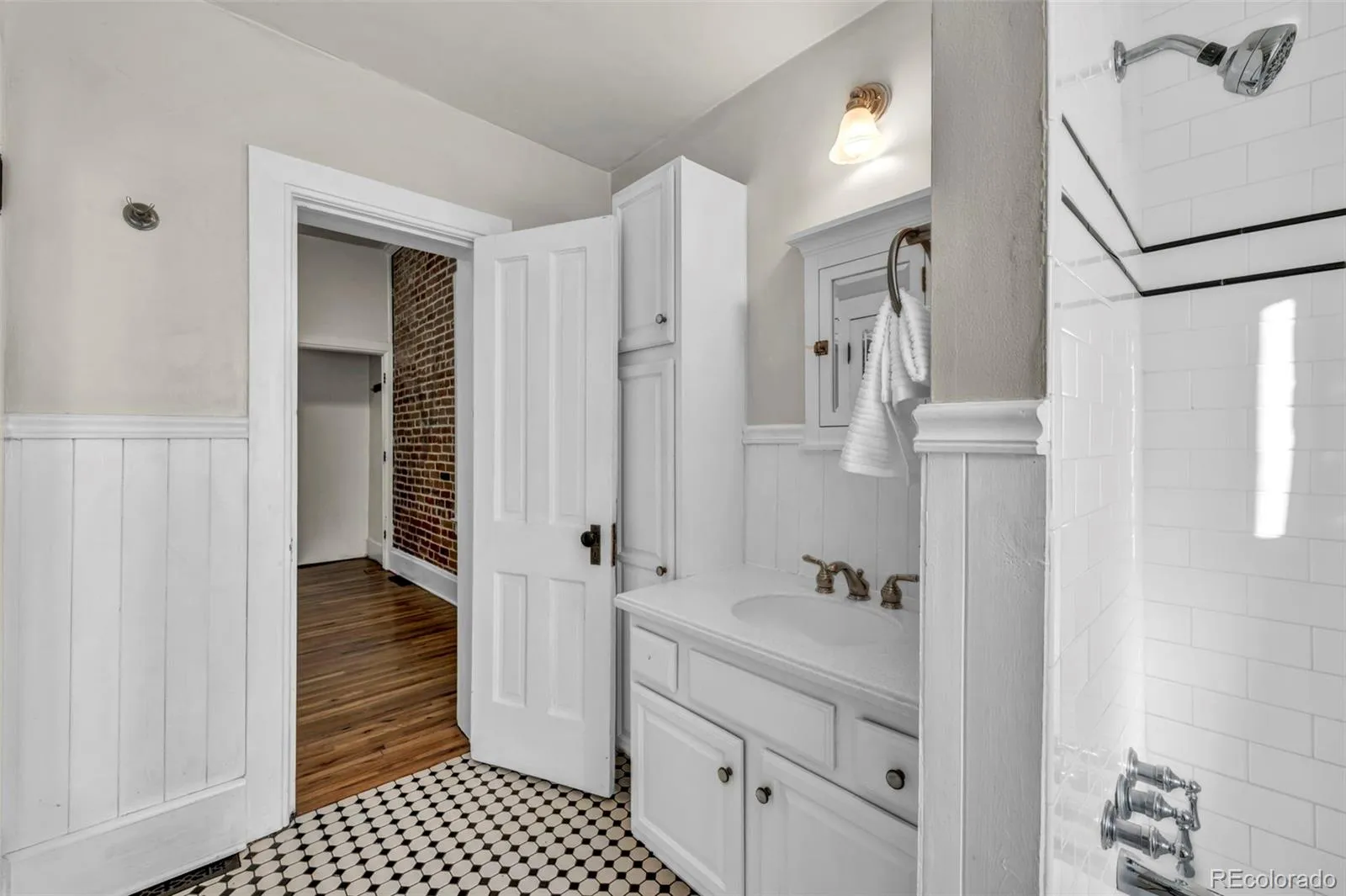 04062026161947 1600 26