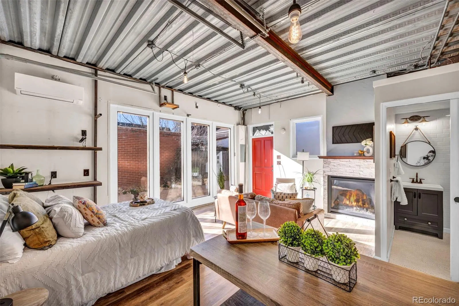 04062026161947 1600 35