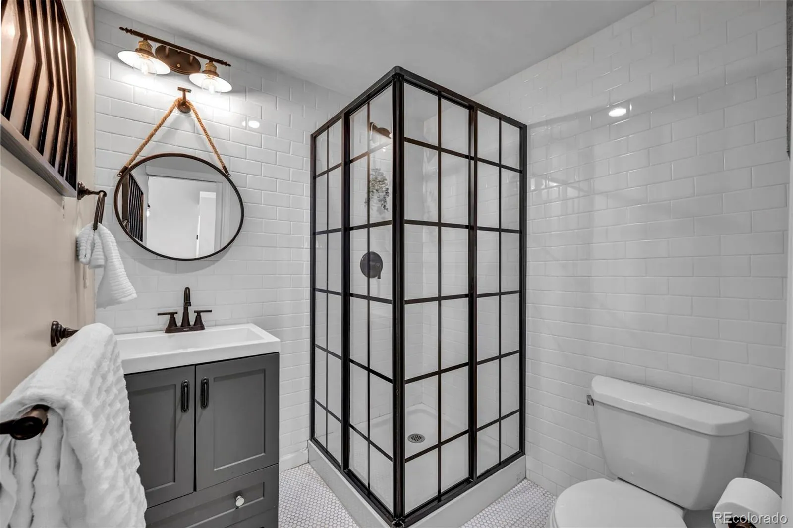 04062026161947 1600 8