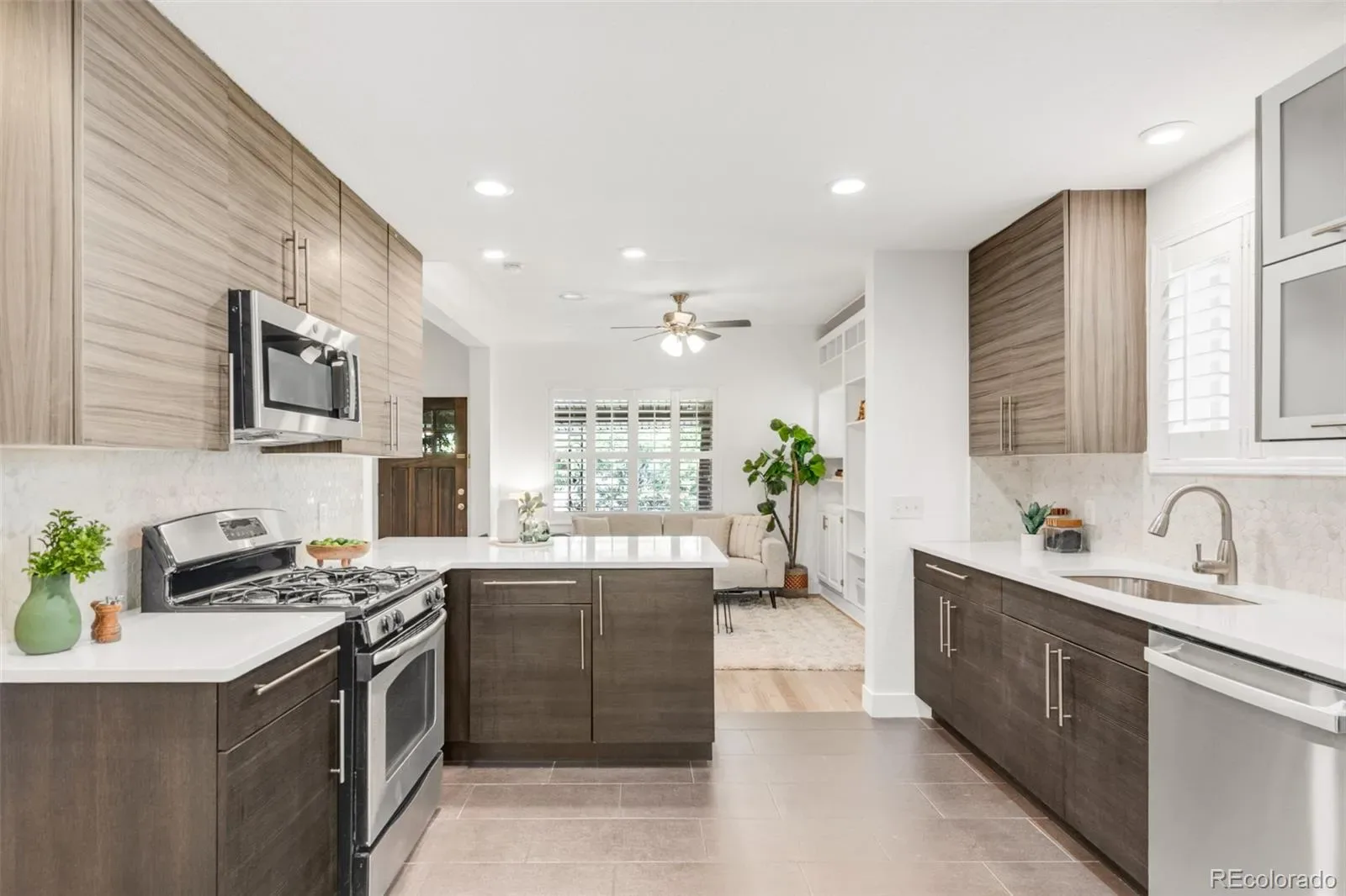 03232026234900 1600 16