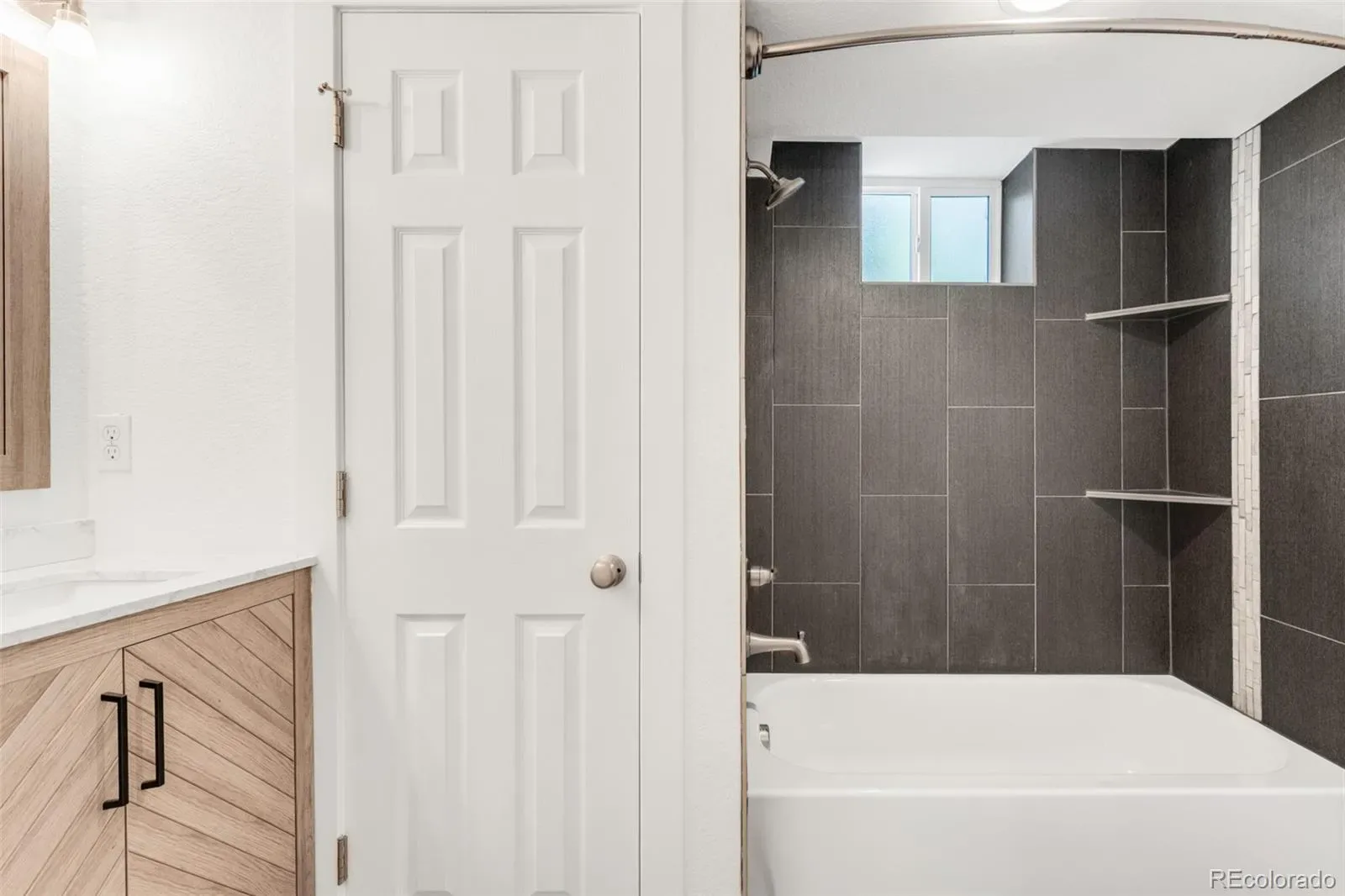 03232026234900 1600 31