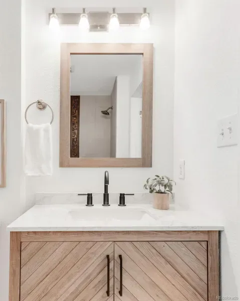 03232026234900 800 20