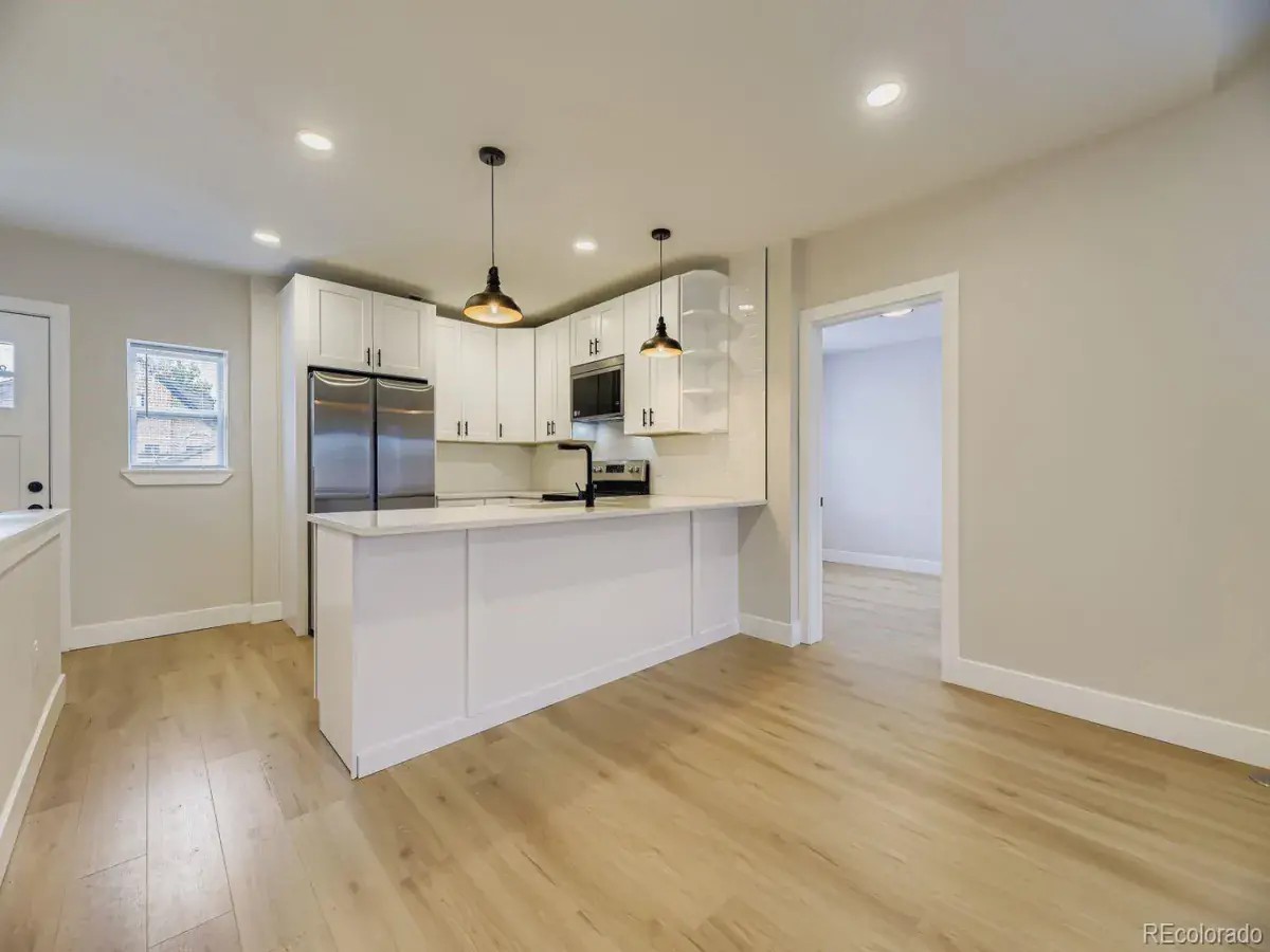 02122026000423 1200 2