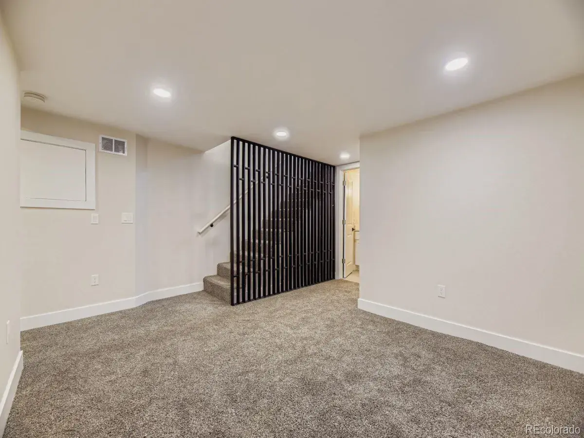 02122026000423 1200 9