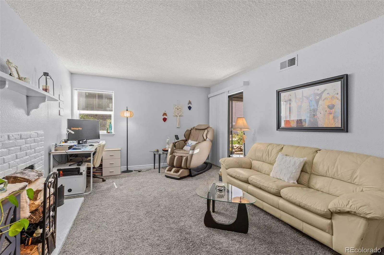 9867 E Peakview Avenue #E1 Englewood CO 80111 MLS #REC9720364 06122026204557 1600 4