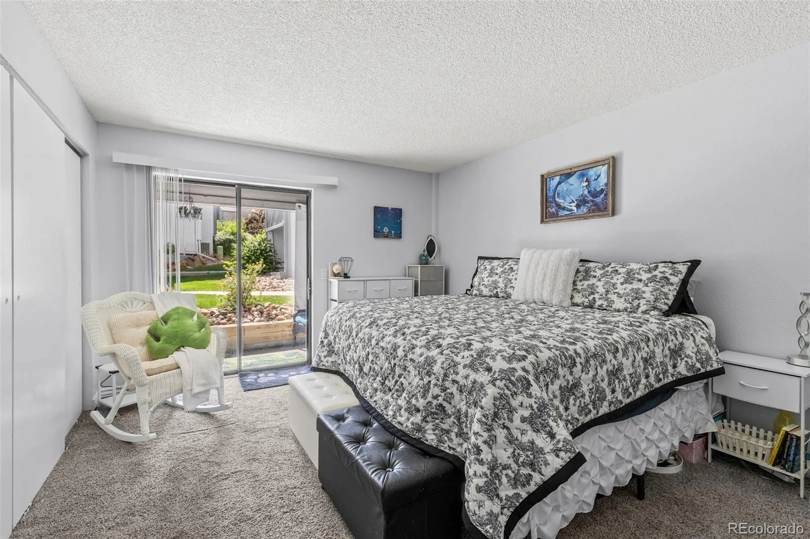 9867 E Peakview Avenue #E1 Englewood CO 80111 MLS #REC9720364 06122026204557 1600 8