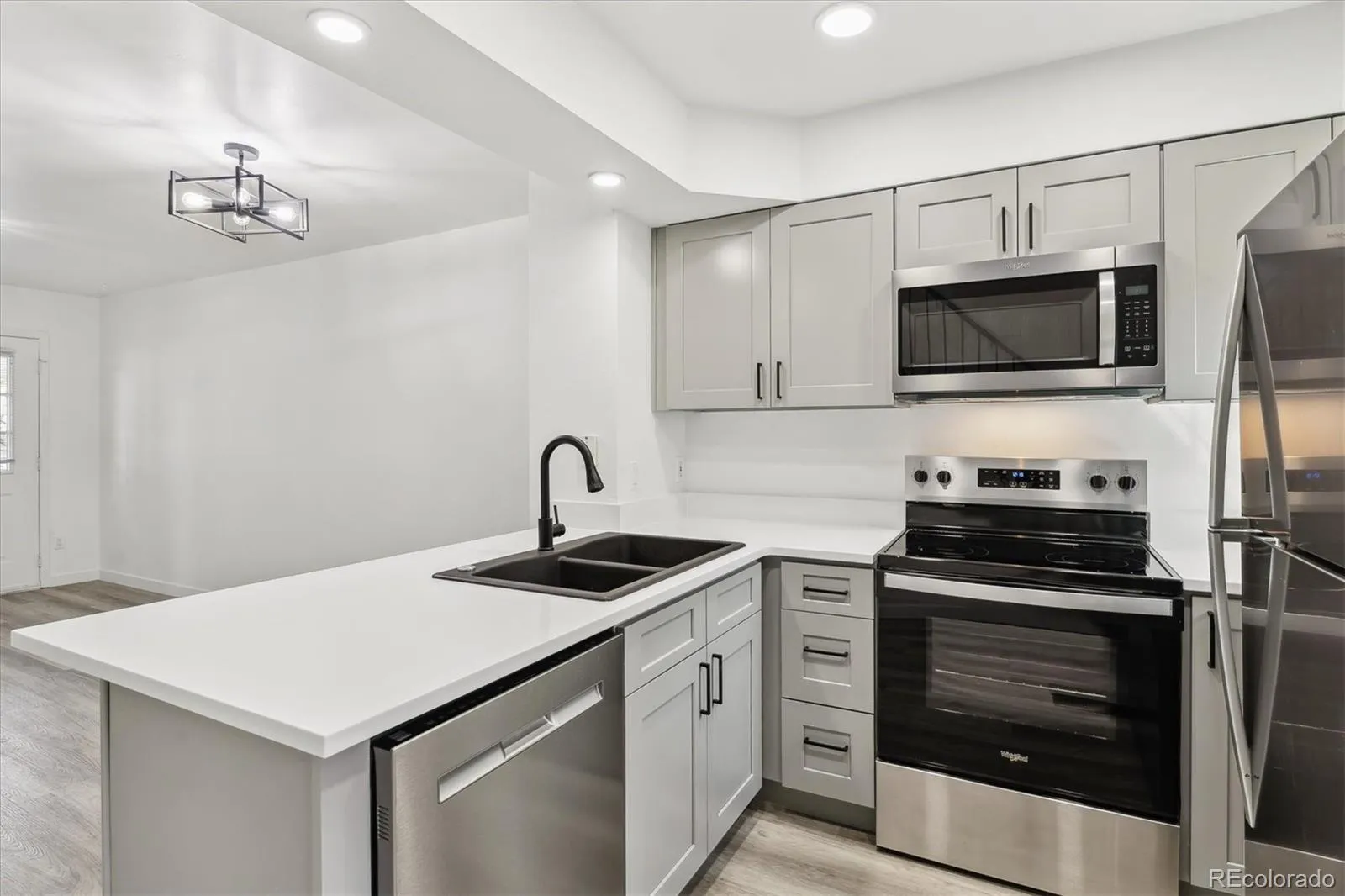 1811 S Quebec Way #222 Denver CO 80231 MLS #REC9723742 05012026173325 1600 11