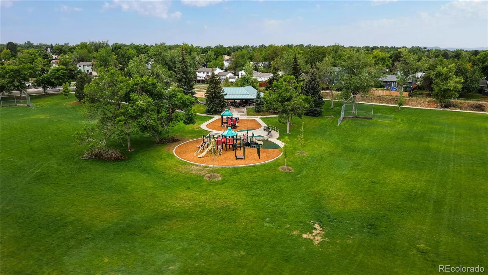 9330 Carr Street Broomfield CO 80021 MLS #REC9724839 05262026212114 1600 26