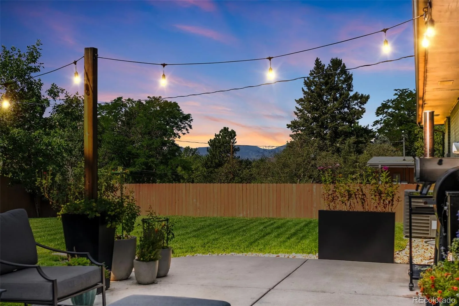 3092 E Weaver Place Centennial CO 80121 | MLS #REC9725455 10102026010758 1600 12