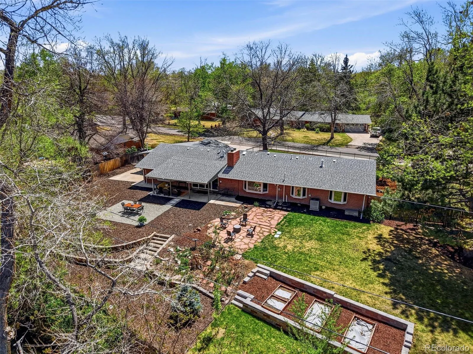 04202026165339 1600 44