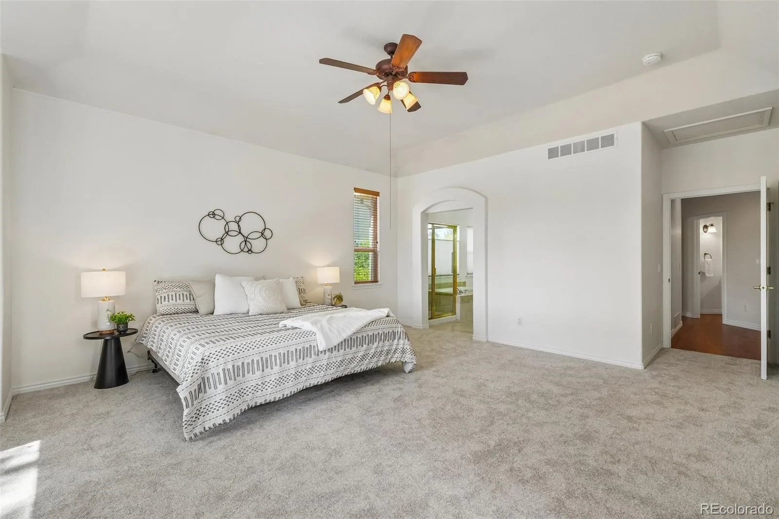14890 E Maplewood Drive Centennial CO 80016 | MLS #REC9729216 07172026002652 1600 24
