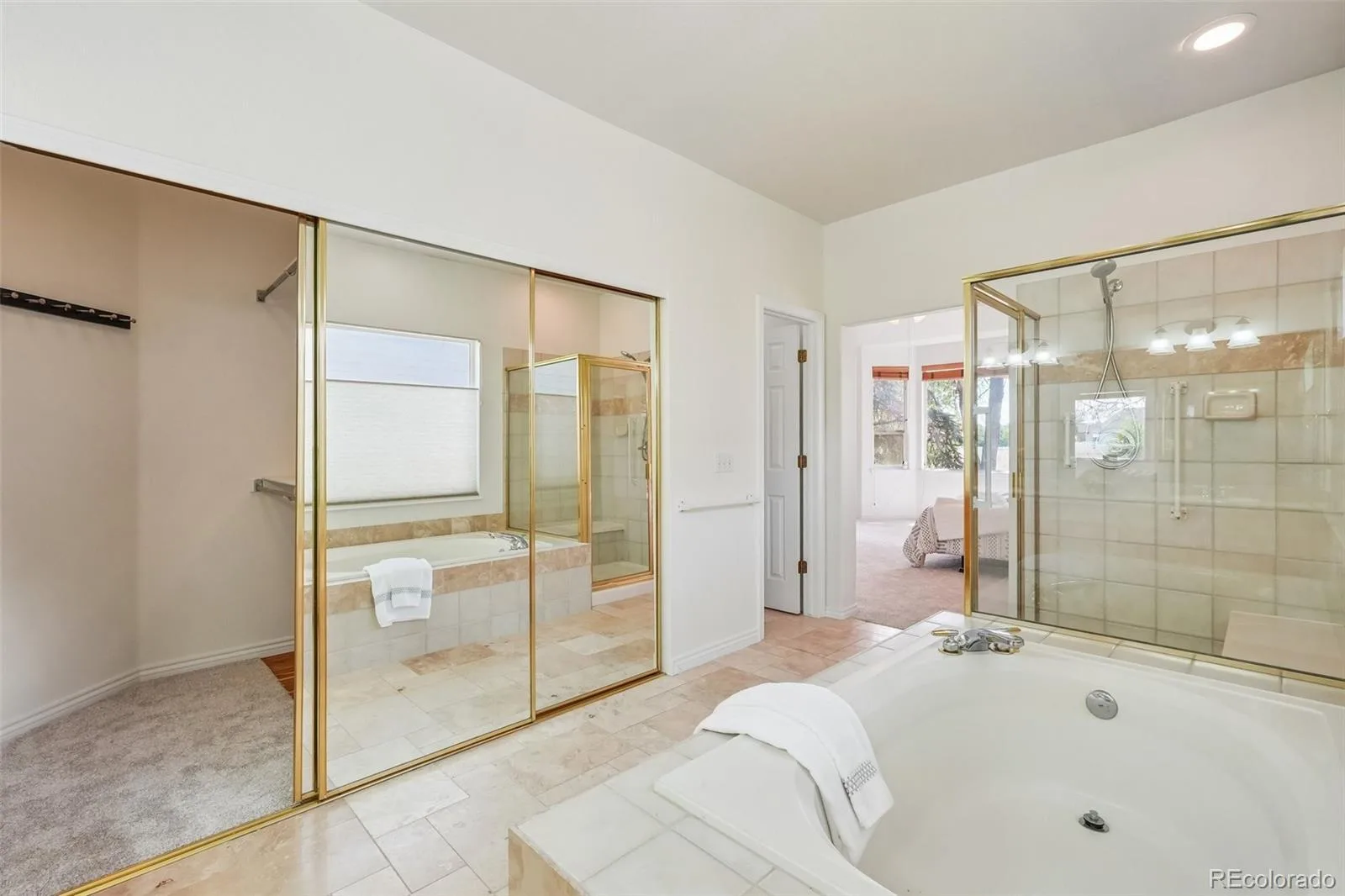 14890 E Maplewood Drive Centennial CO 80016 | MLS #REC9729216 07172026002652 1600 28
