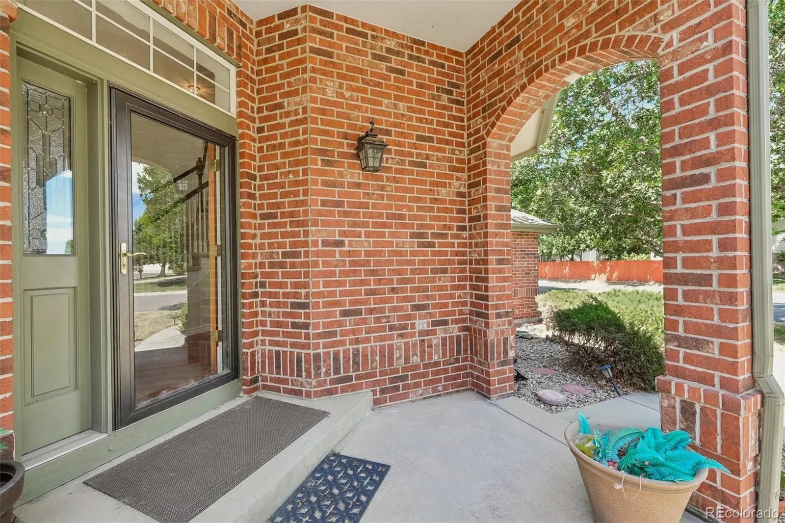 14890 E Maplewood Drive Centennial CO 80016 | MLS #REC9729216 07172026002652 1600 41
