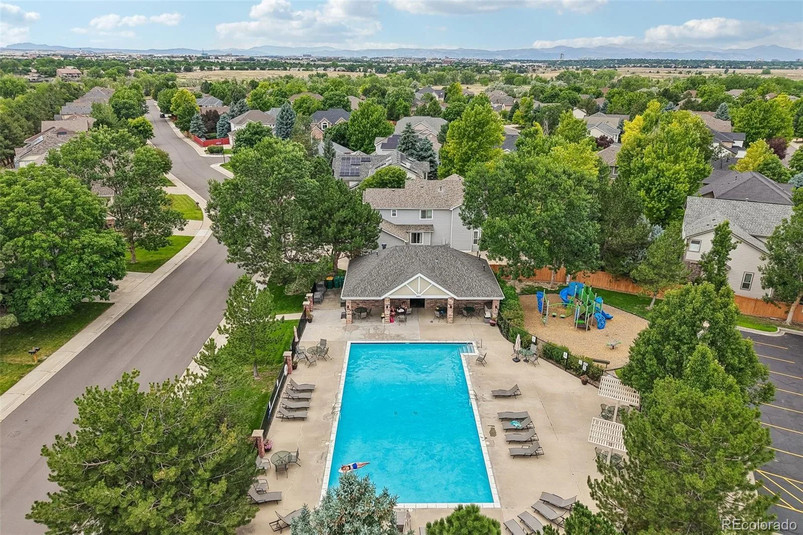 14890 E Maplewood Drive Centennial CO 80016 | MLS #REC9729216 07172026002652 1600 47