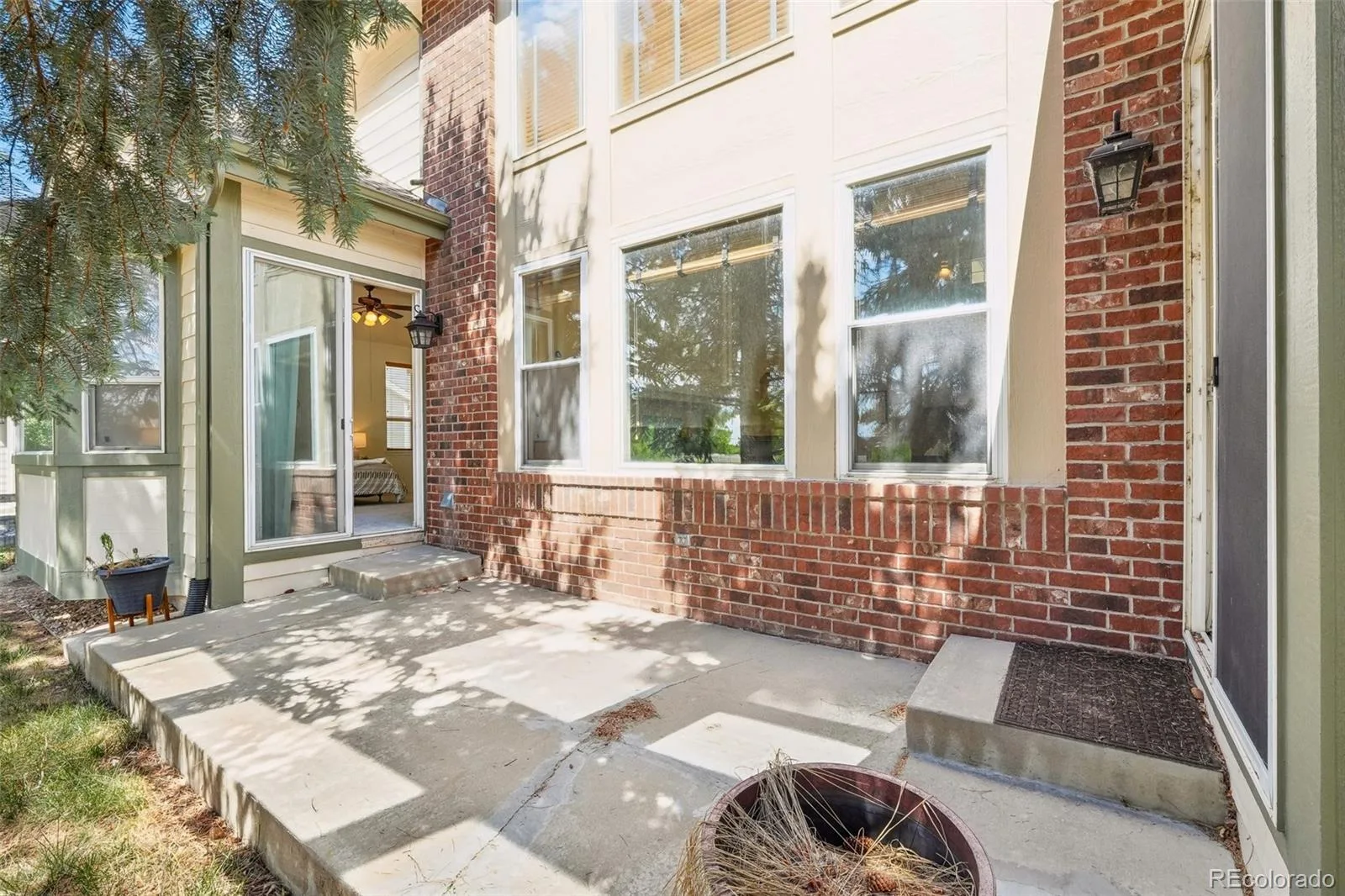 14890 E Maplewood Drive Centennial CO 80016 | MLS #REC9729216 07172026002652 1600 5