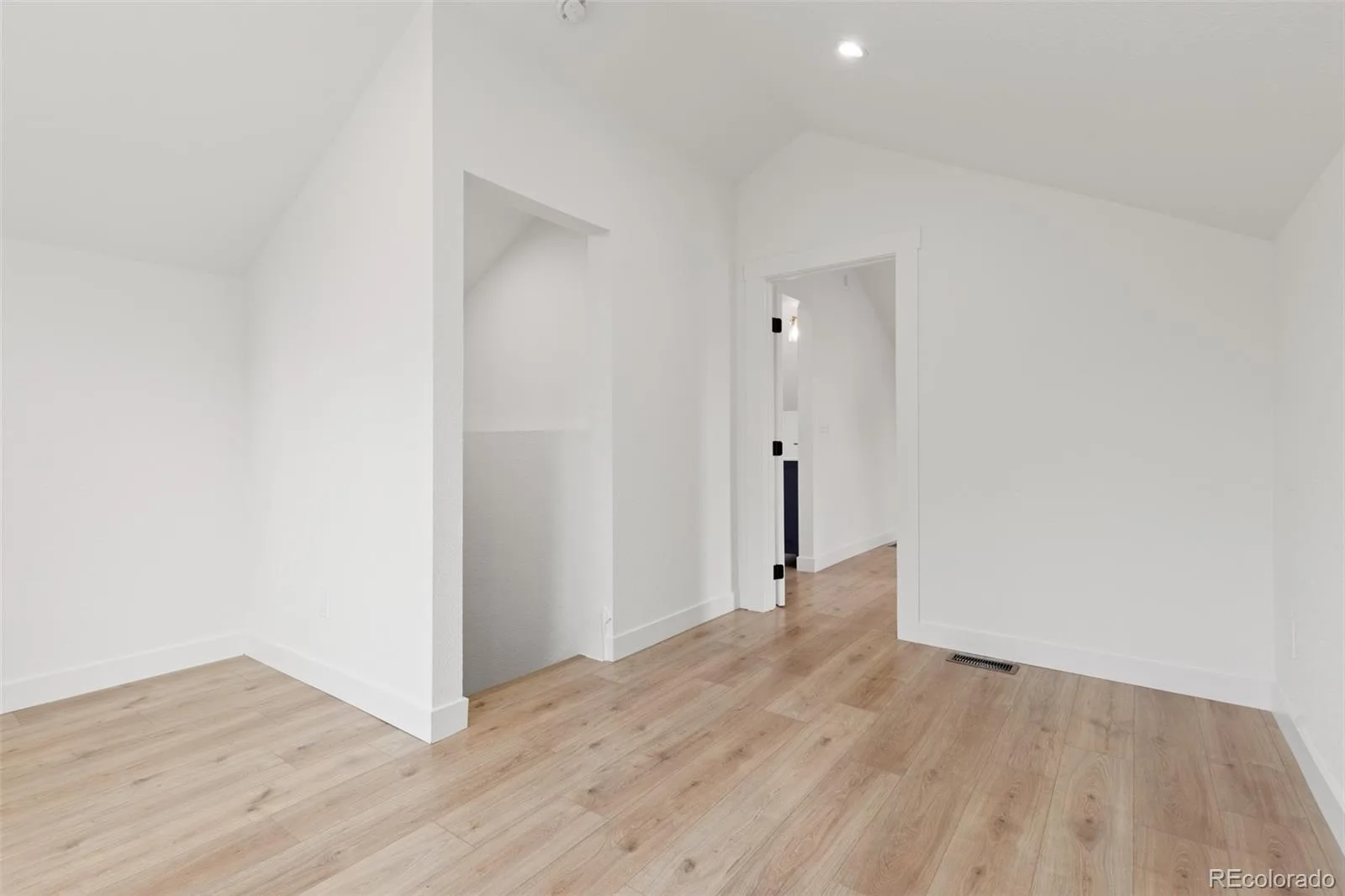 2912 N Raleigh Street Denver CO 80212 | MLS #REC9729475 09222026223524 1600 40