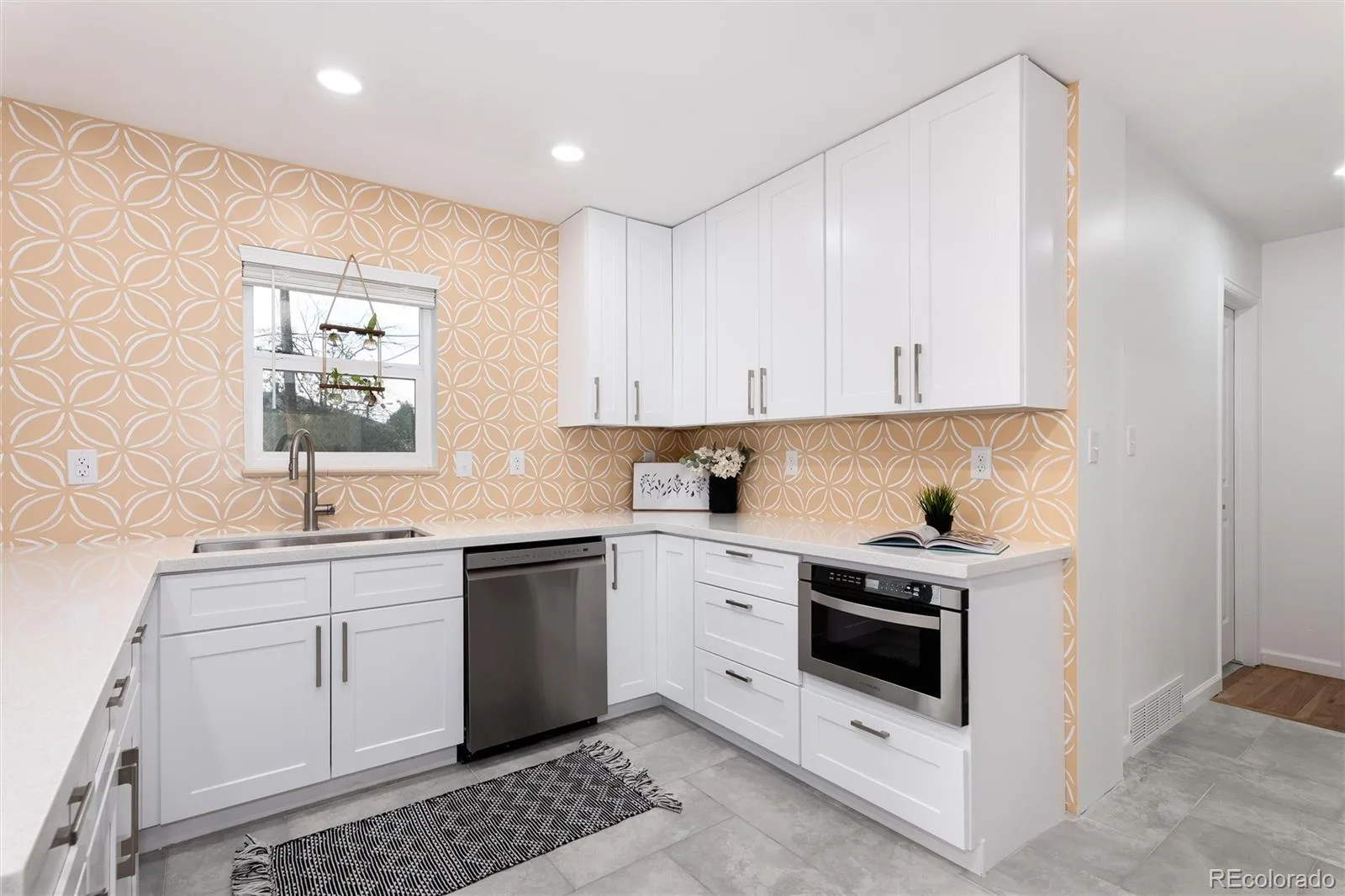 402 Ursula Street Aurora CO 80011 MLS #REC9729773 06102026211225 1600 11