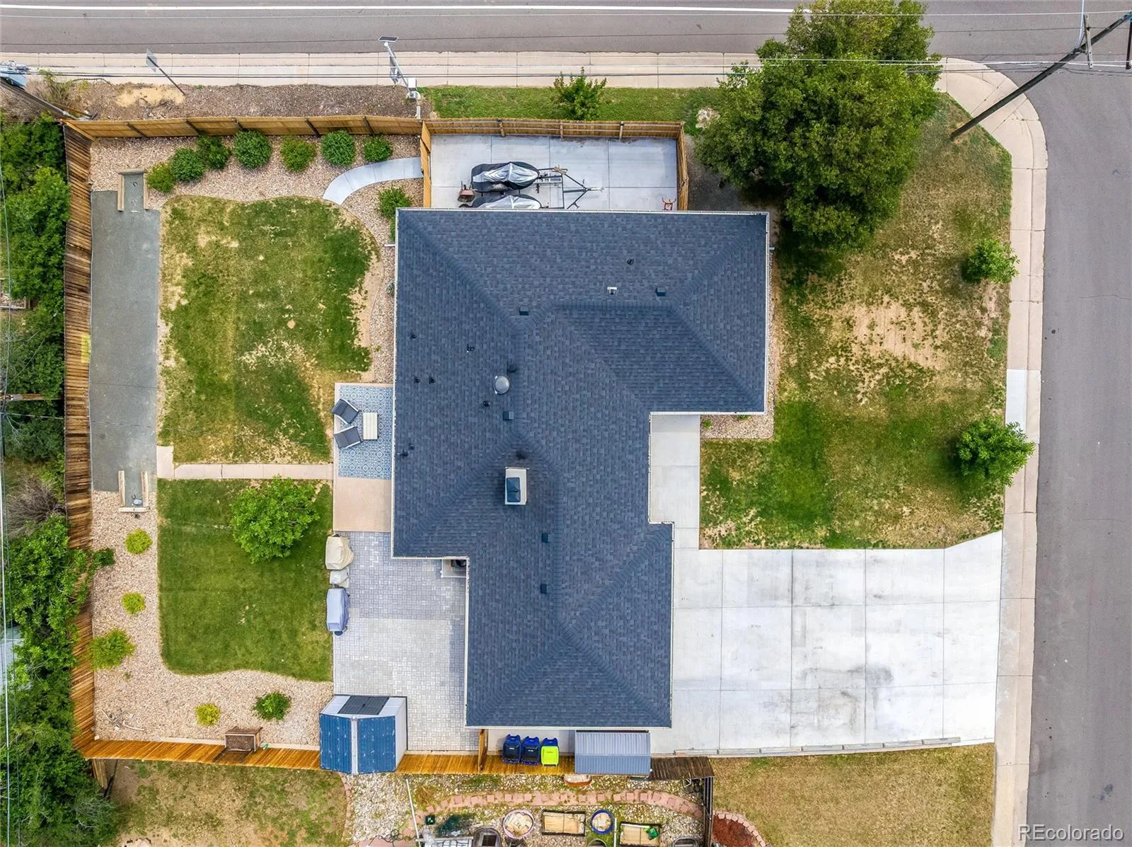 402 Ursula Street Aurora CO 80011 MLS #REC9729773 06102026211225 1600 31