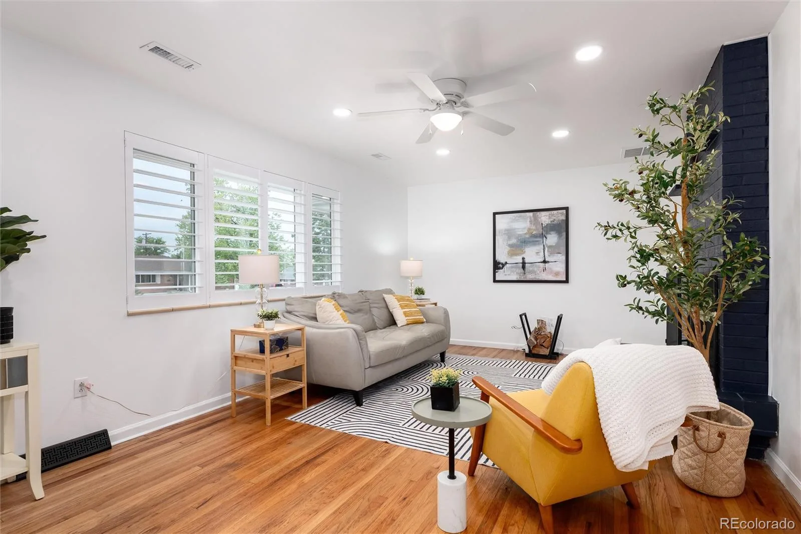 402 Ursula Street Aurora CO 80011 MLS #REC9729773 06102026211225 1600 5