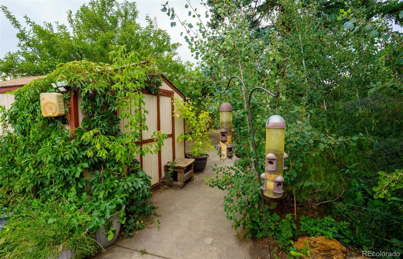 450 S Quitman Street Denver CO 80219 MLS #REC9729788 05142026075647 1600 6