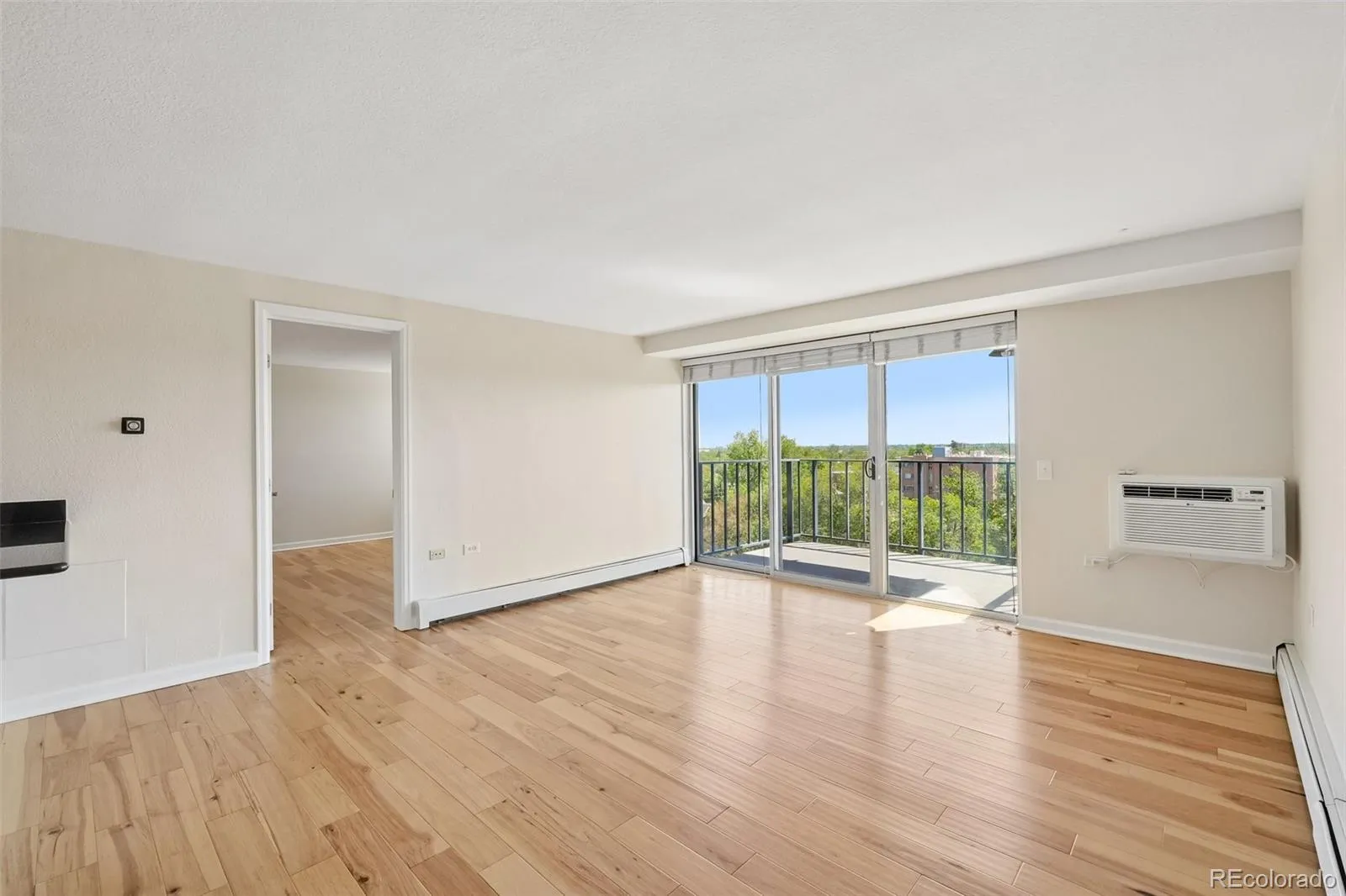 1150 Vine Street #806 Denver CO 80206 MLS #REC9729846 05142026213048 1600 4