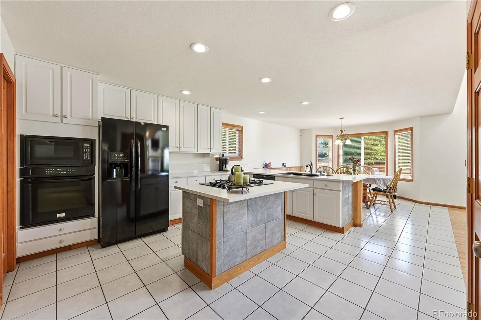 11285 W Coal Mine Drive Littleton CO 80127 | MLS #REC9730194 06102026203821 1600 20