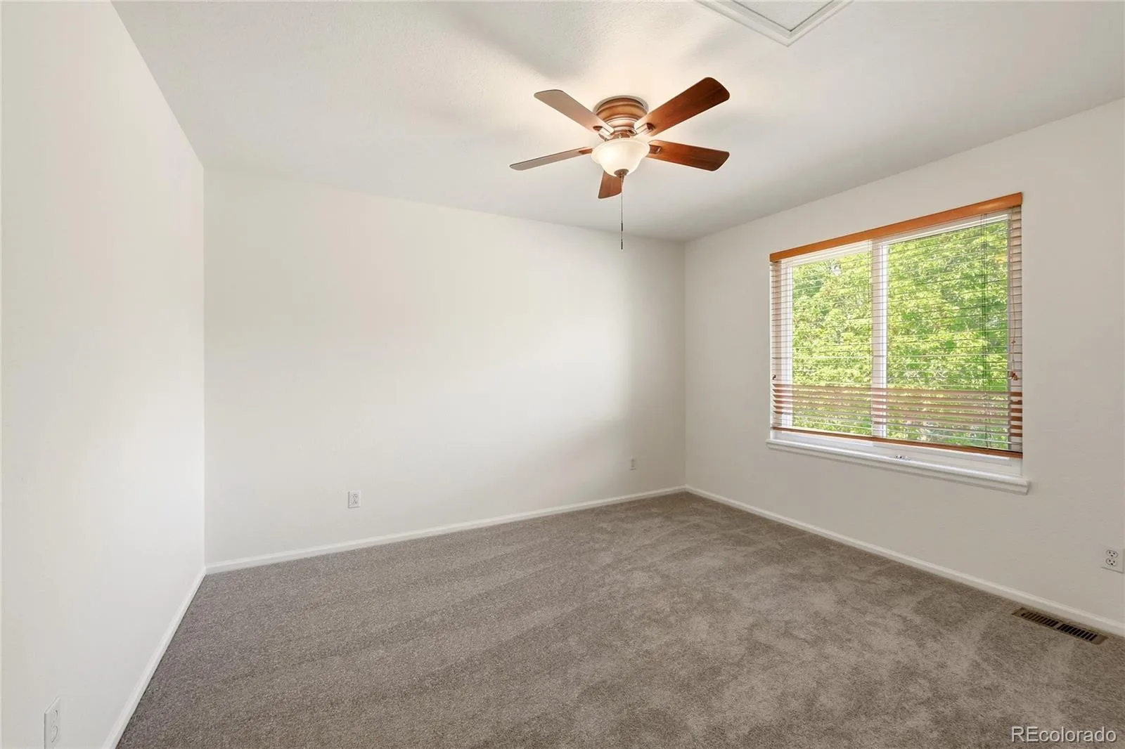 11285 W Coal Mine Drive Littleton CO 80127 | MLS #REC9730194 06102026203821 1600 23