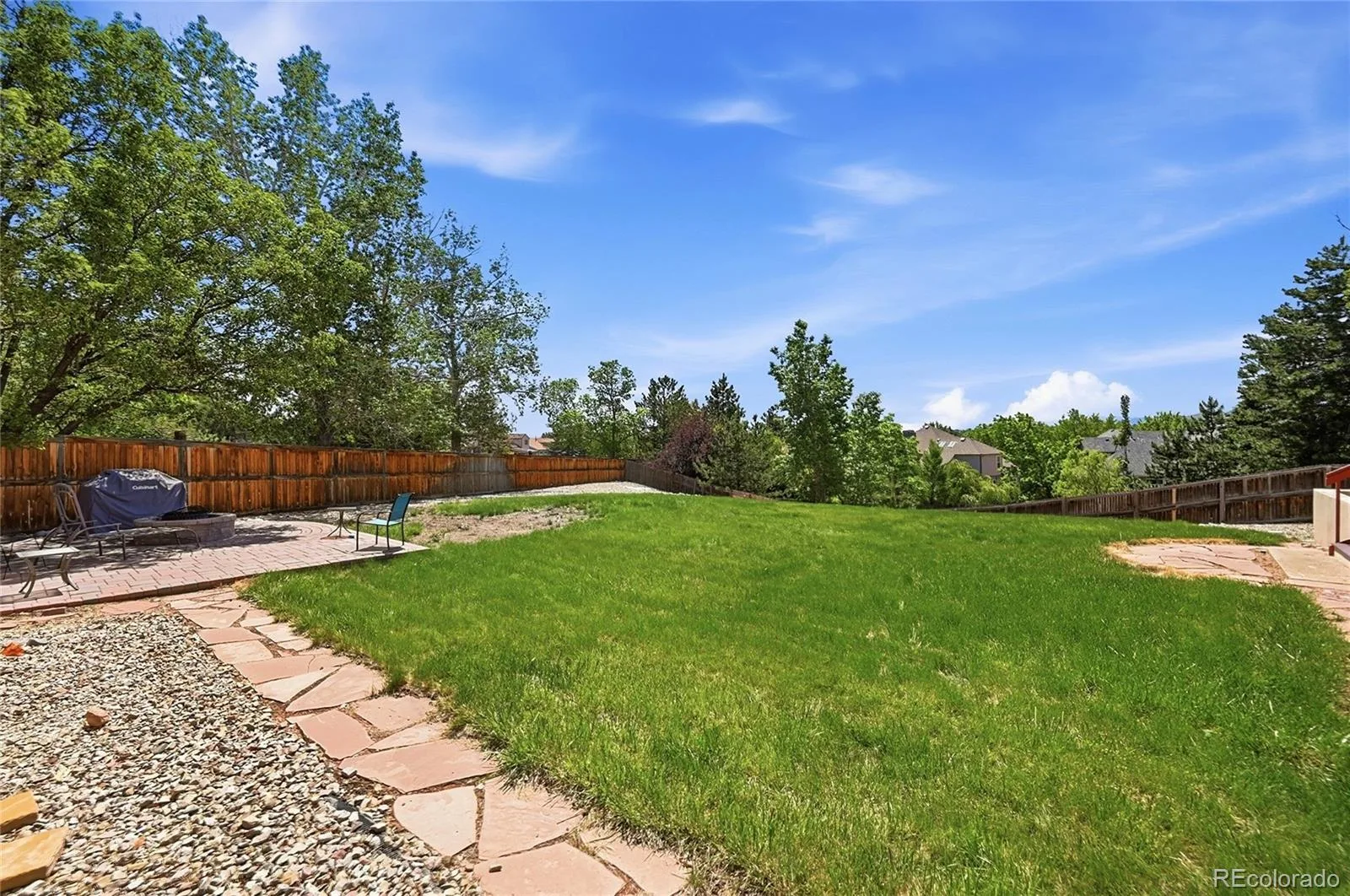 11285 W Coal Mine Drive Littleton CO 80127 | MLS #REC9730194 06102026203821 1600 39