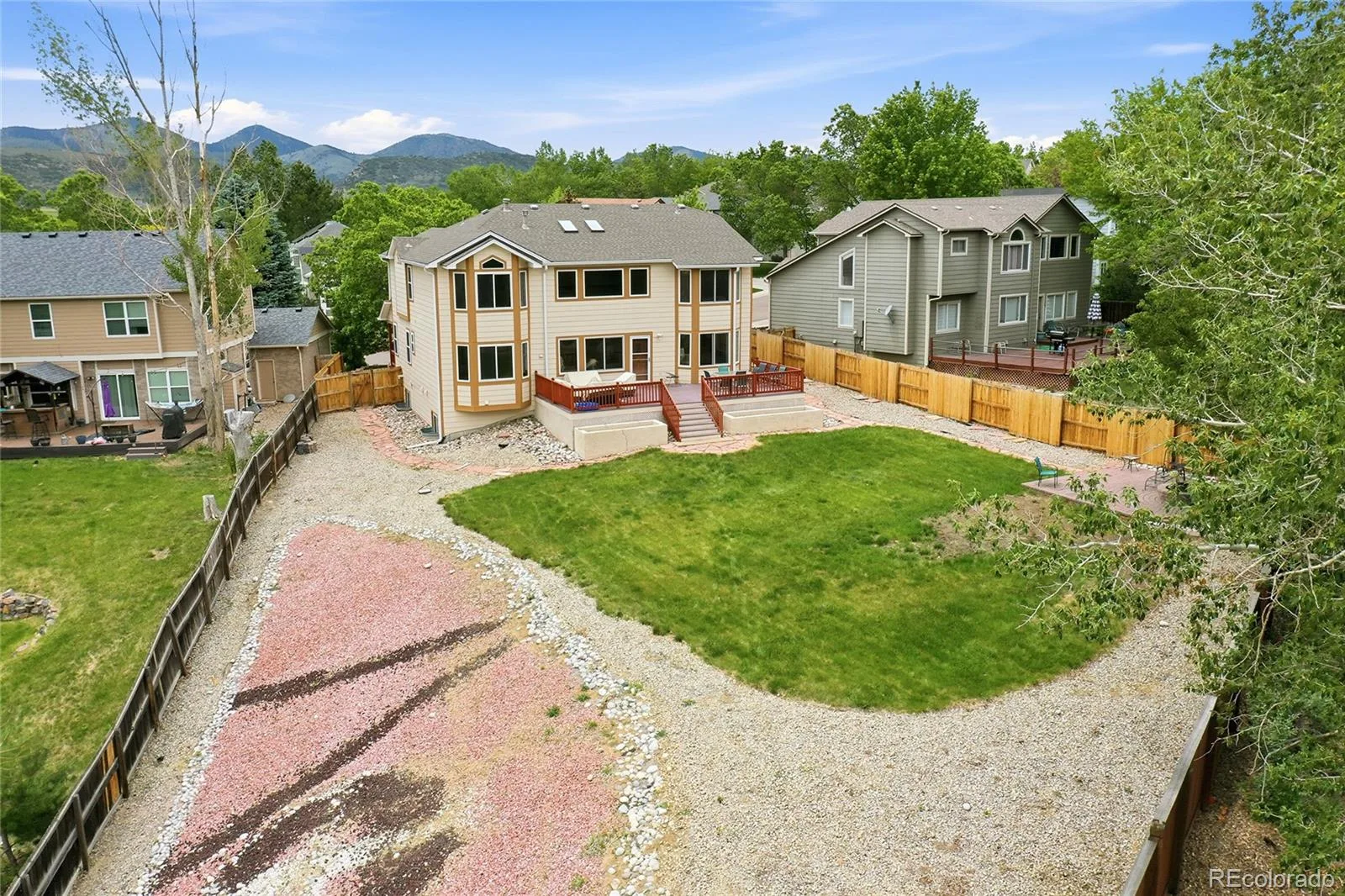 11285 W Coal Mine Drive Littleton CO 80127 | MLS #REC9730194 06102026203821 1600 42