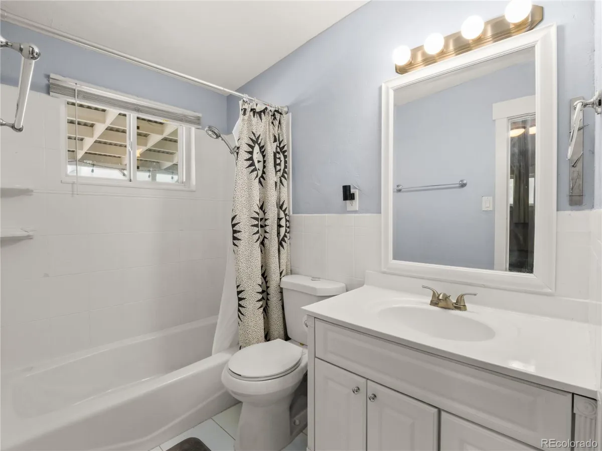 6009 Carr Street Arvada CO 80004 MLS #REC9735192 05142026171845 1200 12