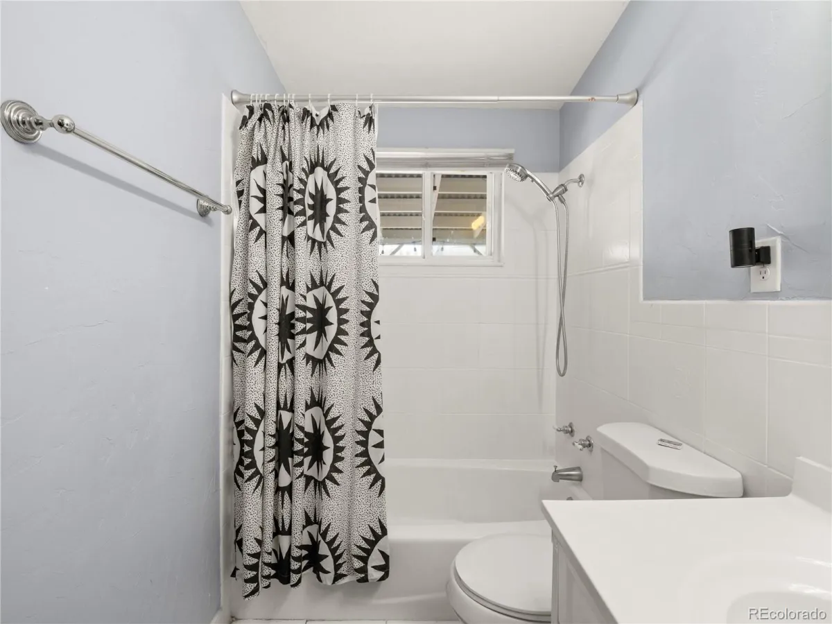 6009 Carr Street Arvada CO 80004 MLS #REC9735192 05142026171845 1200 13