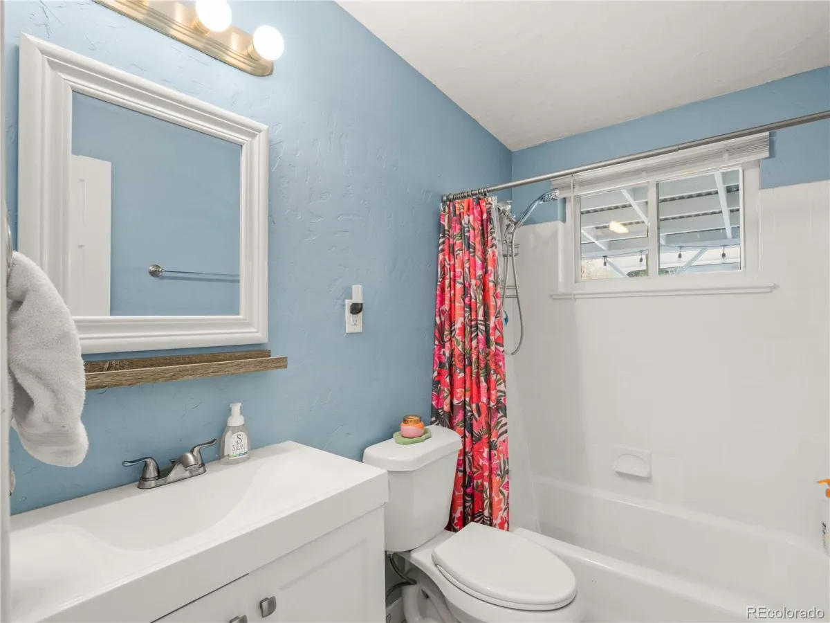 6009 Carr Street Arvada CO 80004 MLS #REC9735192 05142026171845 1200 16