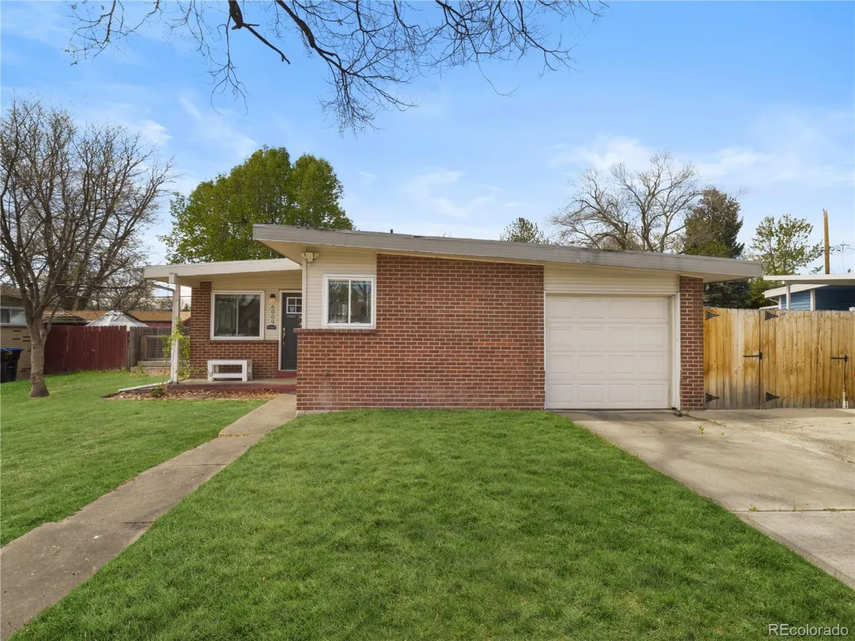 6009 Carr Street Arvada CO 80004 MLS #REC9735192 05142026171845 1200 23