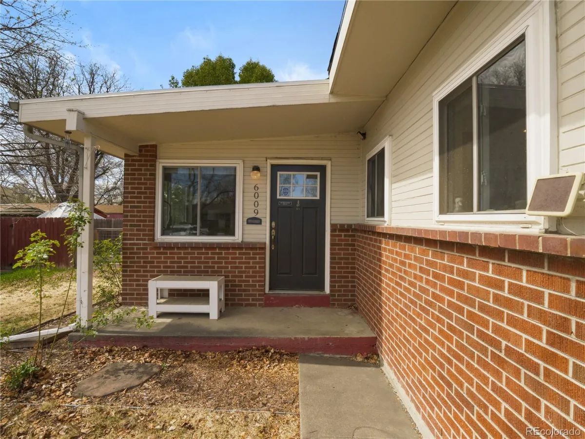 6009 Carr Street Arvada CO 80004 MLS #REC9735192 05142026171845 1200 24