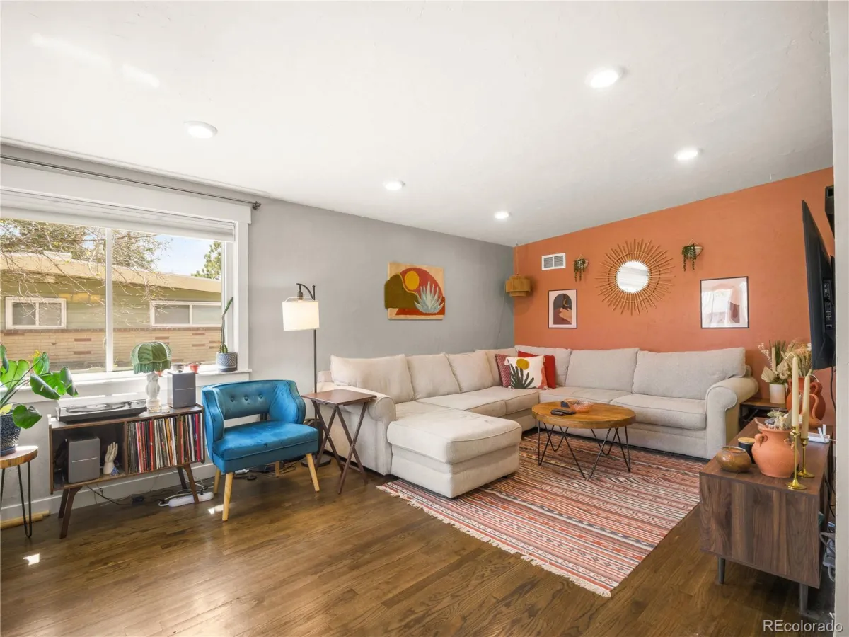 6009 Carr Street Arvada CO 80004 MLS #REC9735192 05142026171845 1200 4