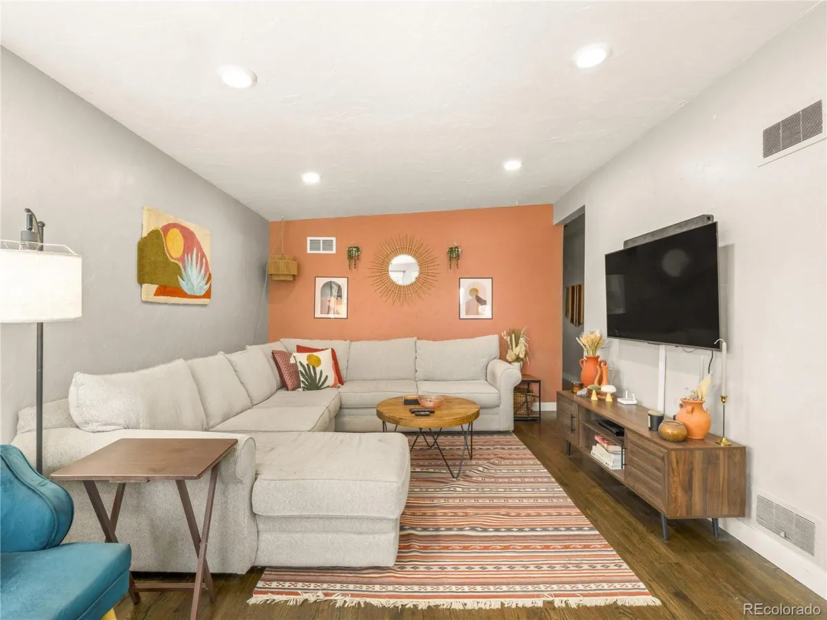 6009 Carr Street Arvada CO 80004 MLS #REC9735192 05142026171845 1200 5