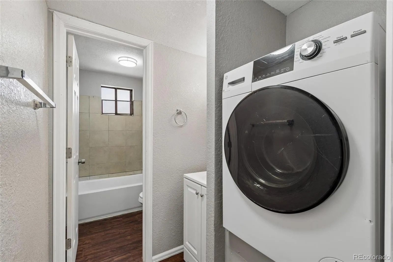 1015 S Eliot Street #4 #1 Denver CO 80219 | MLS #REC9735734 05112026200037 1600 16