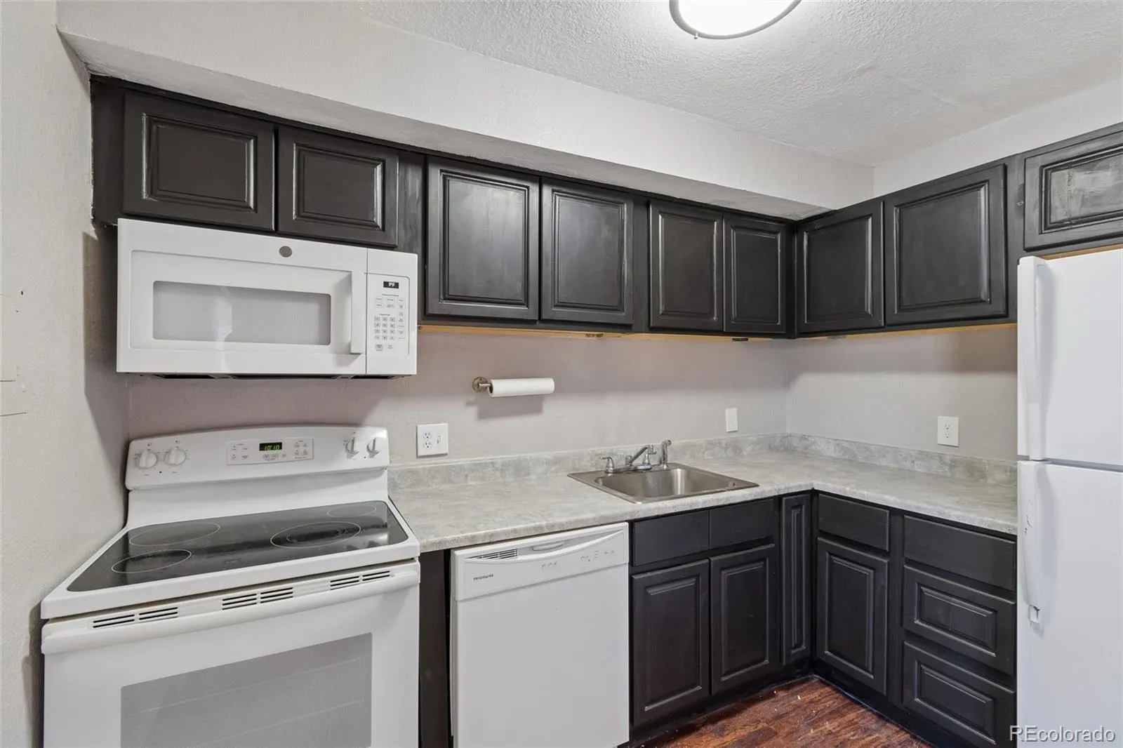 1015 S Eliot Street #4 #1 Denver CO 80219 | MLS #REC9735734 05112026200037 1600 8