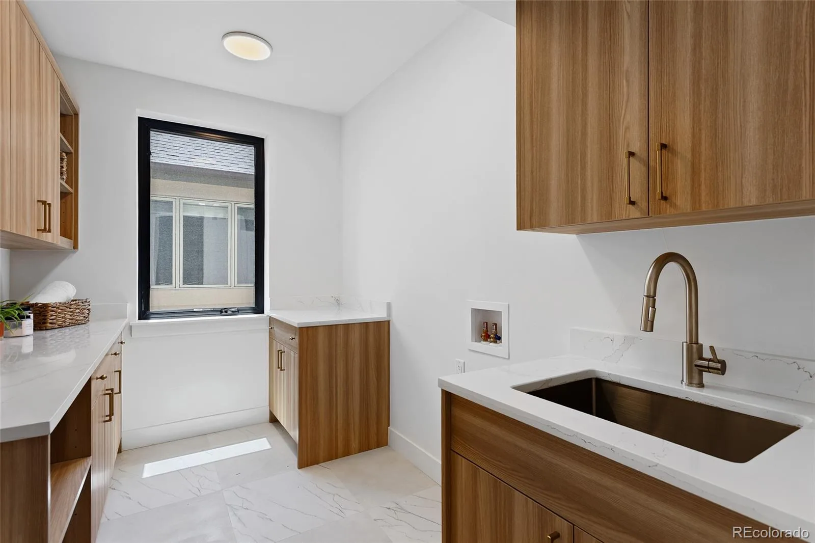 37 S Jackson Street Denver CO 80209 | MLS #REC9736236 07152026183740 1600 25