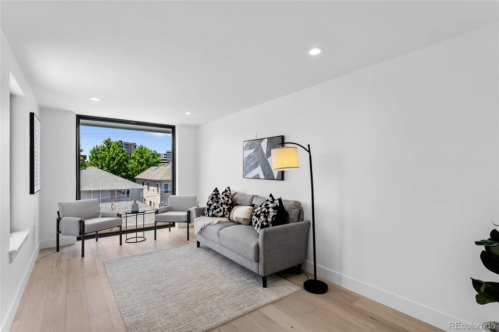 37 S Jackson Street Denver CO 80209 | MLS #REC9736236 07152026183740 1600 32