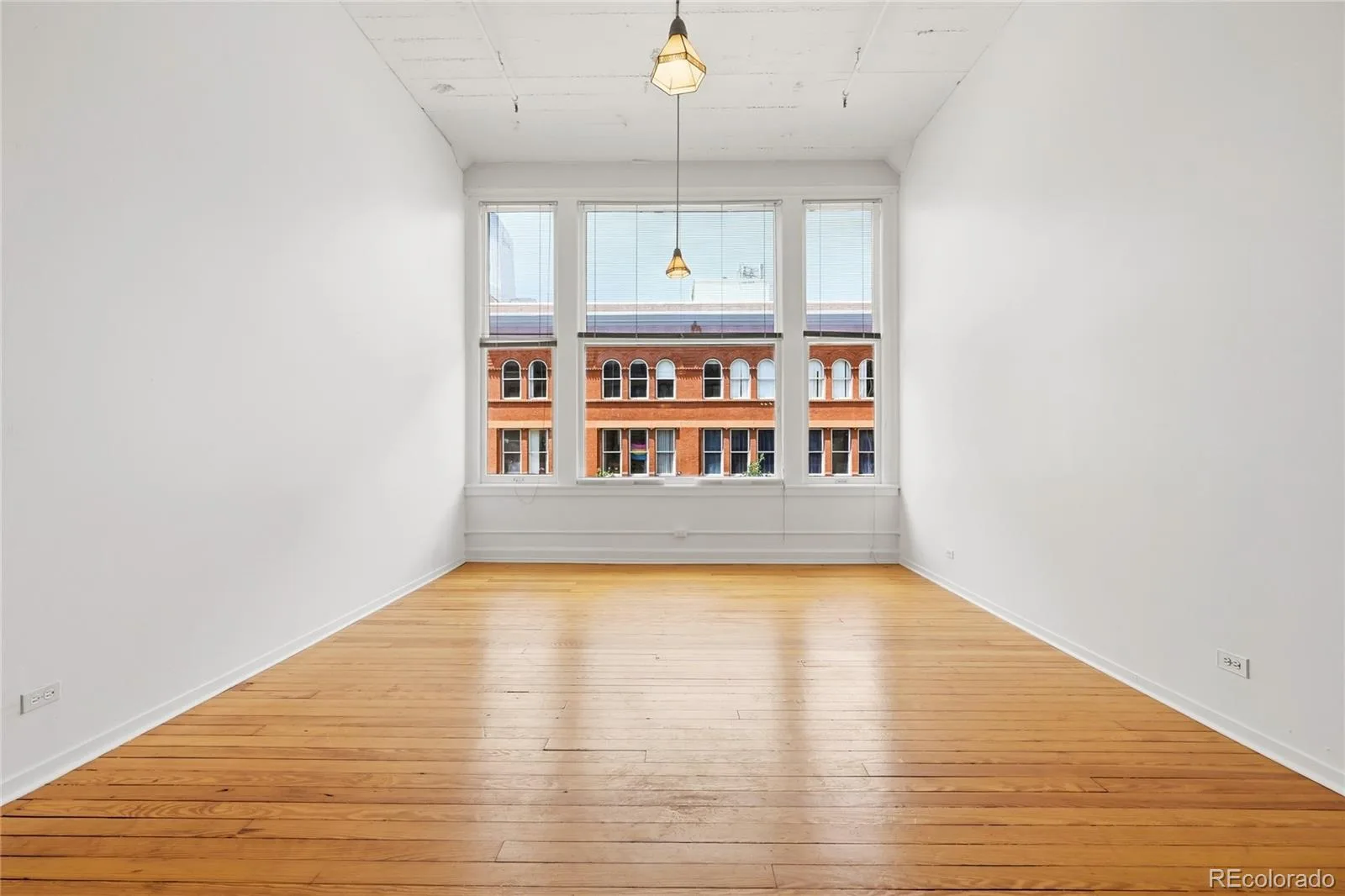 720 16th Street #307 Denver CO 80202 MLS #REC9736463 06132026051926 1600 4