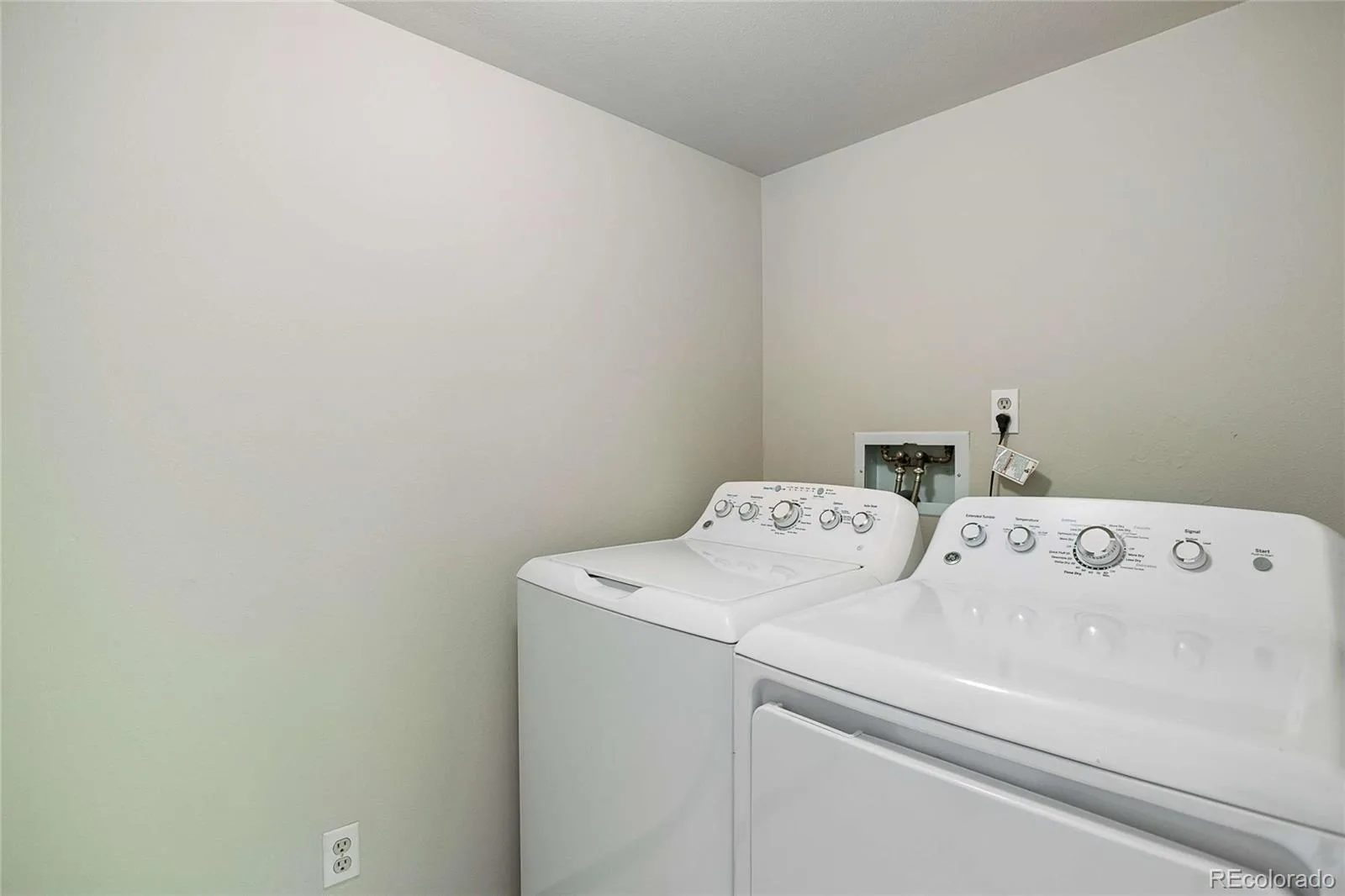 13931 E Marina Drive #414 Aurora CO 80014 MLS #REC9736929 06012026191615 1600 30