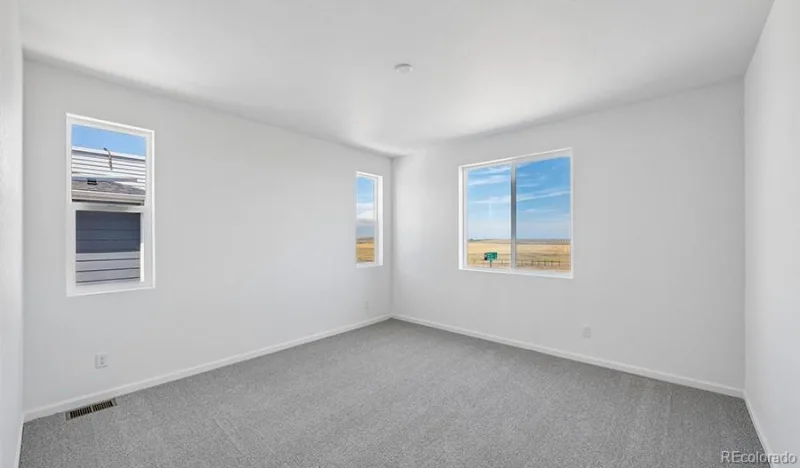 21373 E 67th Avenue Aurora CO 80019 | MLS #REC9738039 08182026195935 800 16