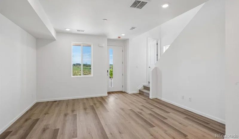 21373 E 67th Avenue Aurora CO 80019 | MLS #REC9738039 08182026195935 800 2