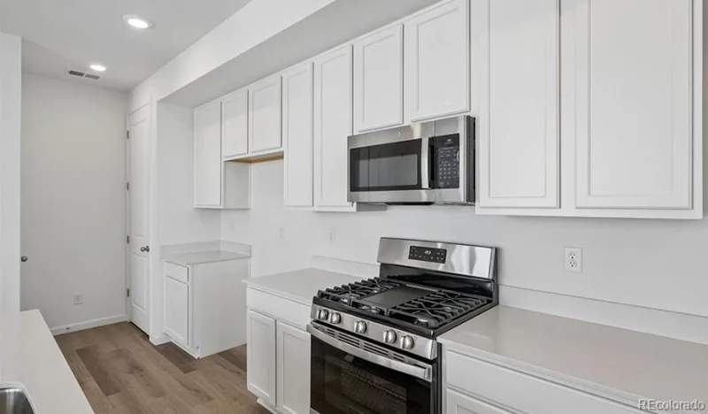 21373 E 67th Avenue Aurora CO 80019 | MLS #REC9738039 08182026195935 800 8