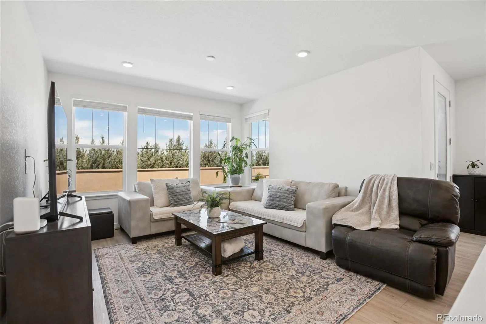 04092026224639 1600 1