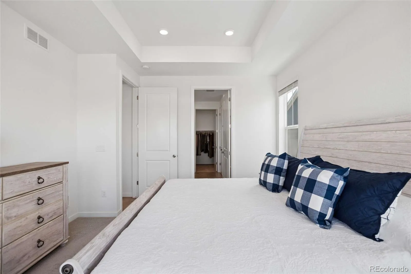 04092026224639 1600 14